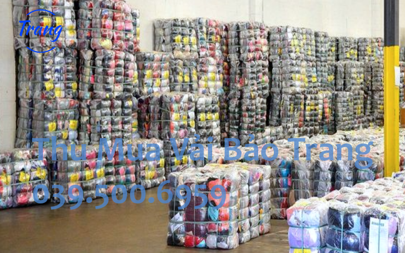 quần áo xuất dư là gì